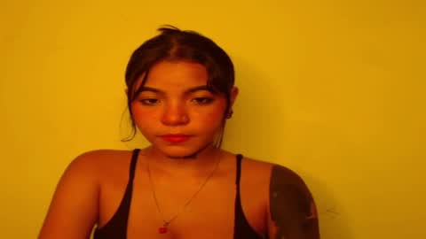 maggie_love77 online show from November 15, 4:47 am