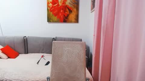 Margo online show from December 5, 2:59 pm