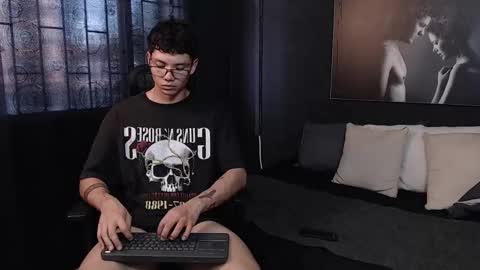 Damian Rivers online show from November 10, 9:06 pm