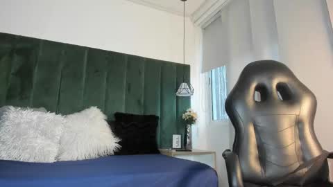 Snapshot of magic_clayton chatting on October 7, 12:17 am Magic online show from October 7, 12:17 am