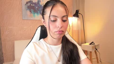 Snapshot of magic_fernanda chatting on January 27, 9:00 pm Fer online show from January 27, 9:00 pm