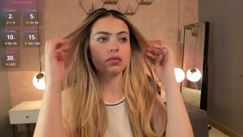 Snapshot of magic_fernanda chatting on September 11, 8:54 pm Fer online show from September 11, 8:54 pm