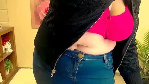 Kristy online show from November 26, 9:17 am