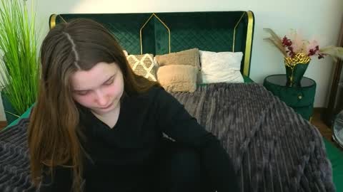 Emily online show from April 9, 6:30 am