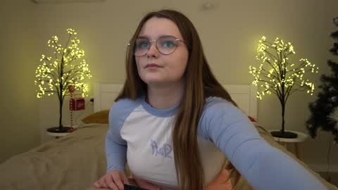 Emily online show from January 16, 6:06 pm