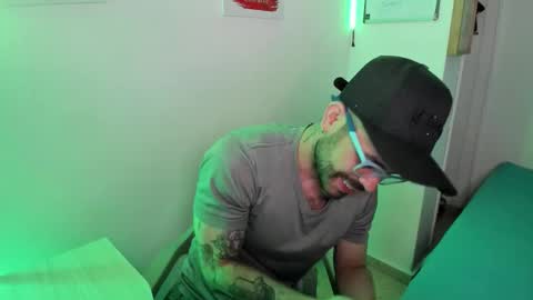     online show from March 20, 10:37 pm