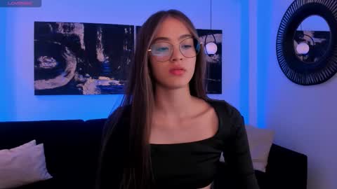  Maia  online show from September 17, 6:33 pm