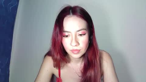 Snapshot of maiarosse_ chatting on September 28, 3:37 am MaiaRosse online show from September 28, 3:37 am