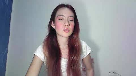 Snapshot of maiarosse_ chatting on October 12, 4:16 am MaiaRosse online show from October 12, 4:16 am