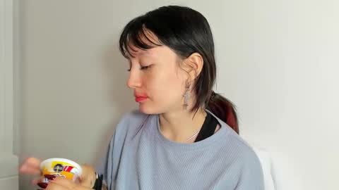 maibys online show from November 5, 12:18 pm