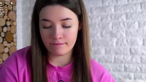 Lucy online show from March 13, 3:21 am