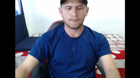 Snapshot of maik_135 chatting on October 19, 9:41 pm maicol online show from October 19, 9:41 pm