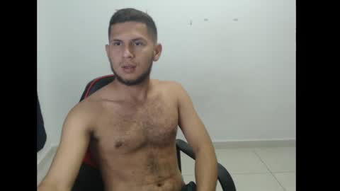Snapshot of maik_135 chatting on October 7, 10:50 pm maicol online show from October 7, 10:50 pm