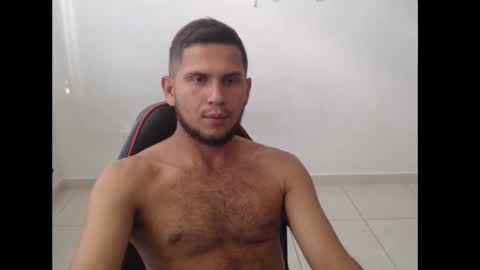 Snapshot of maik_135 chatting on October 10, 8:03 pm maicol online show from October 10, 8:03 pm