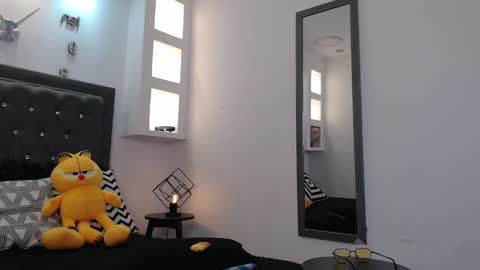 Maiky Cooper online show from March 6, 4:41 am