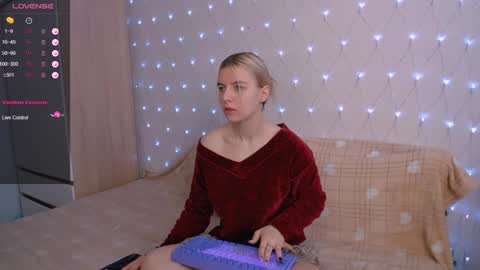 Your kitty online show from March 8, 2:55 am