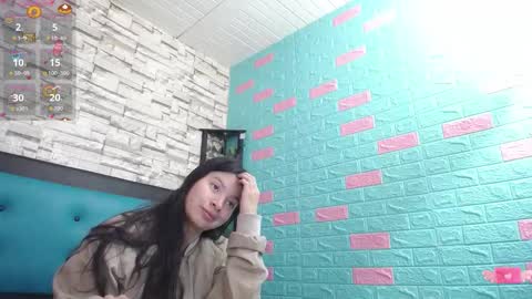 Snapshot of maily_can chatting on October 6, 12:34 pm MAILY CAN online show from October 6, 12:34 pm