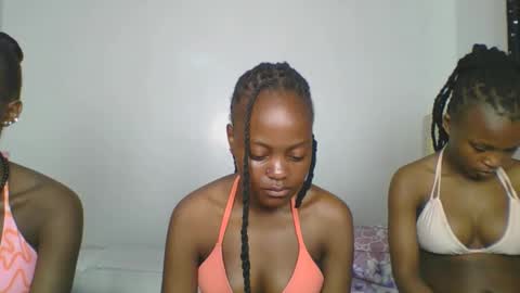 maira luv1 online show from December 16, 8:09 am