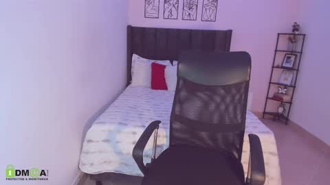 Maite online show from October 24, 5:30 am