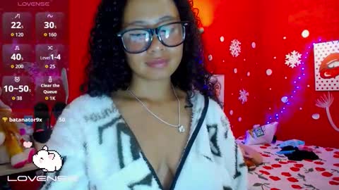 Snapshot of maite_loves chatting on September 9, 1:33 pm Maite online show from September 9, 1:33 pm