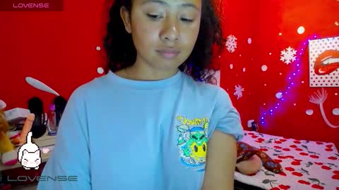 Snapshot of maite_loves chatting on September 12, 1:35 pm Maite online show from September 12, 1:35 pm