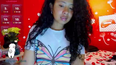 Snapshot of maite_loves chatting on September 26, 11:40 am Maite online show from September 26, 11:40 am