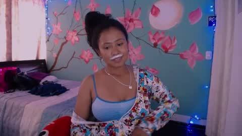 Snapshot of maite_loves chatting on March 10, 5:50 pm Maite online show from March 10, 5:50 pm