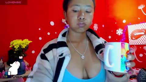 Snapshot of maite_loves chatting on September 24, 11:28 am Maite online show from September 24, 11:28 am