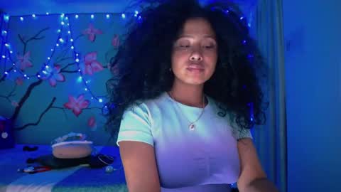 Snapshot of maite_loves chatting on February 21, 11:43 pm Maite online show from February 21, 11:43 pm