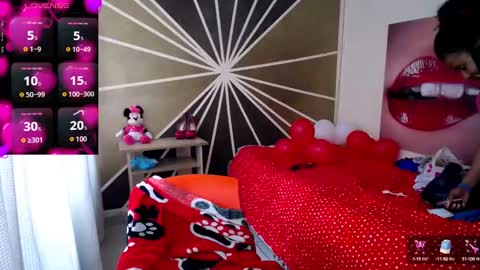 Snapshot of maite_loves chatting on March 3, 6:35 pm Maite online show from March 3, 6:35 pm