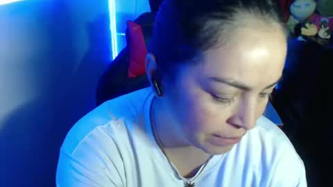 Snapshot of maitte_22 chatting on January 16, 1:48 am Hello friends Im on another account online show from January 16, 1:48 am