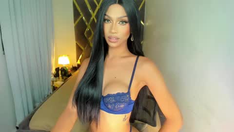 Snapshot of majestictspatty chatting on February 26, 3:35 am Patty Grey online show from February 26, 3:35 am