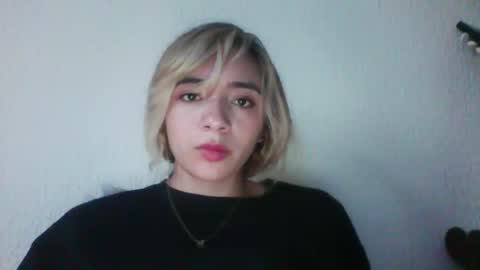 majo_gomezz online show from November 4, 10:00 pm