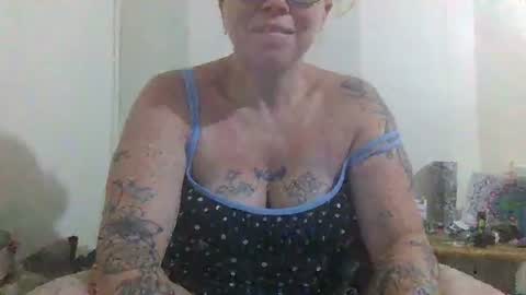 make_me_cum_69x online show from October 27, 6:19 pm