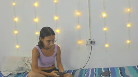 Shawna  Tom online show from February 23, 8:22 pm