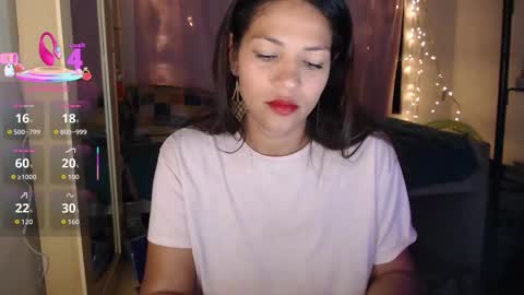 Snapshot of makennaa_1 chatting on October 15, 10:16 am MAKENNAA online show from October 15, 10:16 am