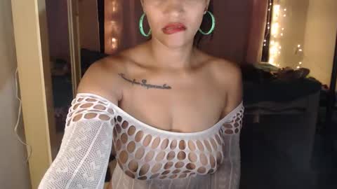 Snapshot of makennaa_1 chatting on September 25, 10:22 am MAKENNAA online show from September 25, 10:22 am
