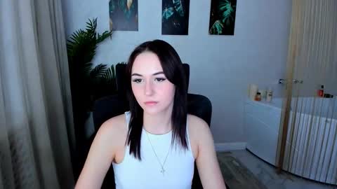 makeyouehappy online show from November 26, 11:51 am