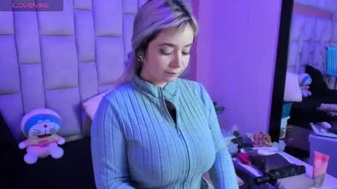 maky_coss online show from February 26, 1:36 pm