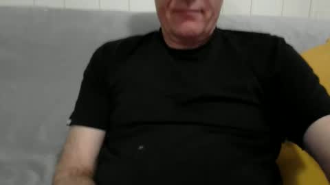 male_toy1 online show from April 16, 6:30 pm