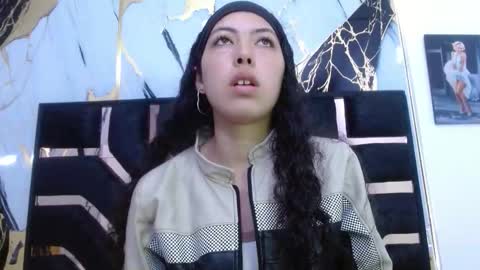 malejacs01 online show from October 9, 11:37 am