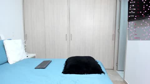 Snapshot of malejadiaz_ chatting on March 12, 10:07 pm Maleja Diaz online show from March 12, 10:07 pm