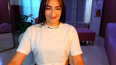 Snapshot of malen_fitnessmilf chatting on October 16, 12:27 pm malen_fitnessmilf online show from October 16, 12:27 pm