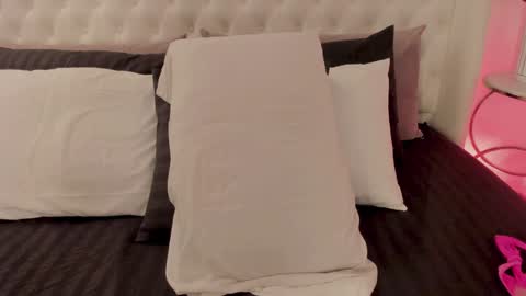 Snapshot of malena_angel_ chatting on February 26, 12:41 am Malena Angel online show from February 26, 12:41 am