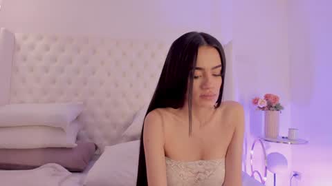 Snapshot of malena_angel_ chatting on January 30, 8:10 pm Malena Angel online show from January 30, 8:10 pm