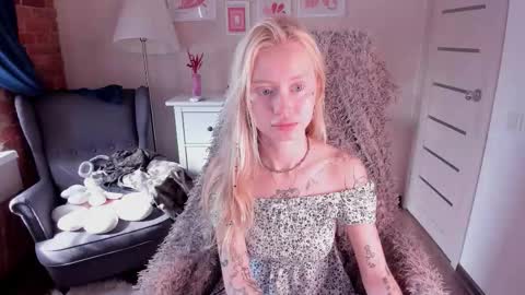 Malena online show from September 12, 9:33 am