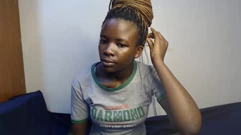 lati online show from November 30, 11:56 pm