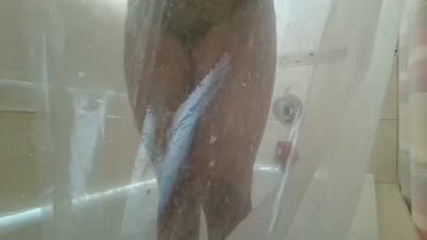 malic968 online show from December 16, 7:42 pm