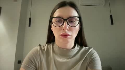 Snapshot of malina568708 chatting on February 11, 11:53 am malina568708 online show from February 11, 11:53 am
