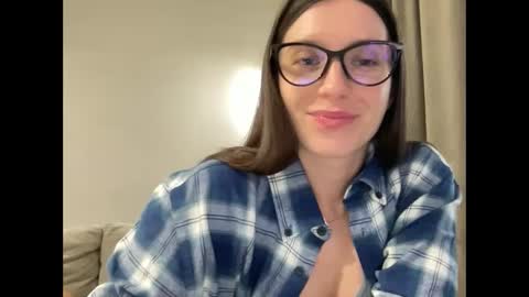 Snapshot of malina568708 chatting on December 4, 11:46 am malina568708 online show from December 4, 11:46 am